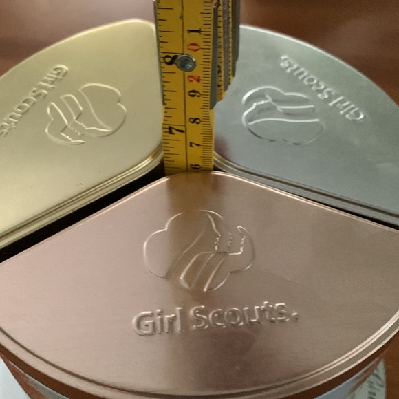Girl Scouts Collectible Tins & Tray Set - Perfect Gift for Leaders, Gold Award - Picture 10 of 11